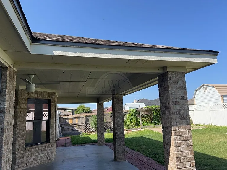 2509 Lavender Ln — Photo 18