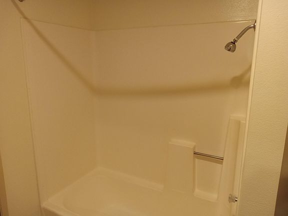 5th image of 19185 Shoreline Ln Unit 5