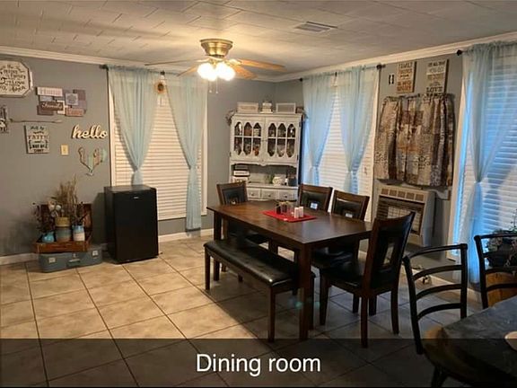 3rd image of 1565 Coon Creek Ln