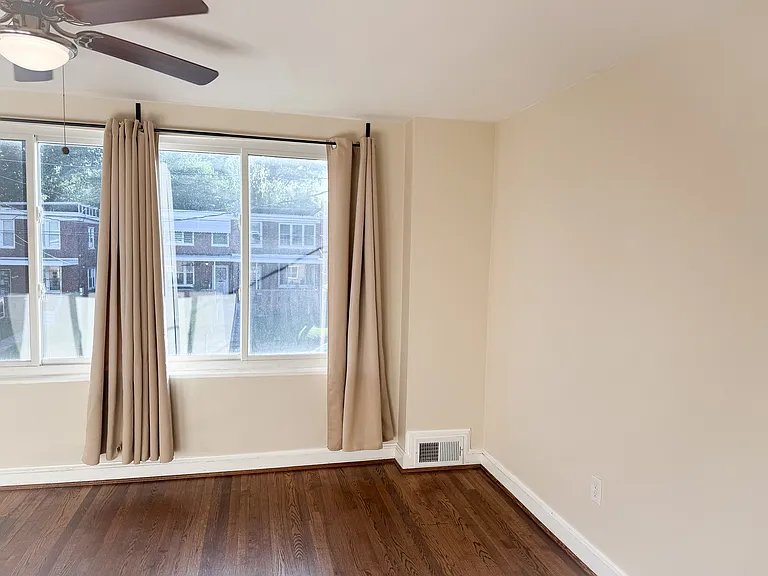 5027 Sargent Rd NE — Photo 12