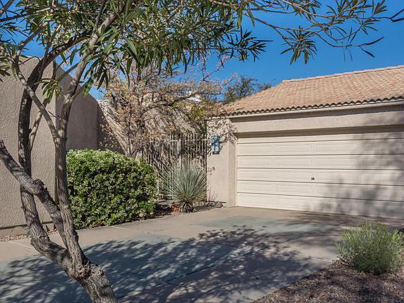 3rd image of 3216 W Champagne Dr