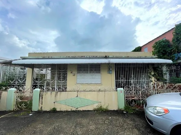 529 Artico St, San Juan, PR 00920