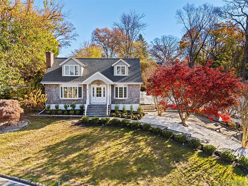 67 Heatherdell Rd
