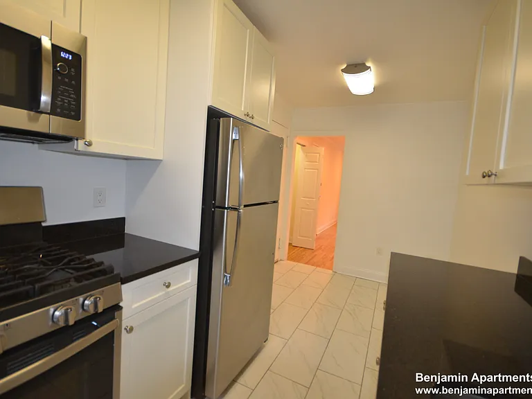 84 Saint Paul St #7 — Photo 2