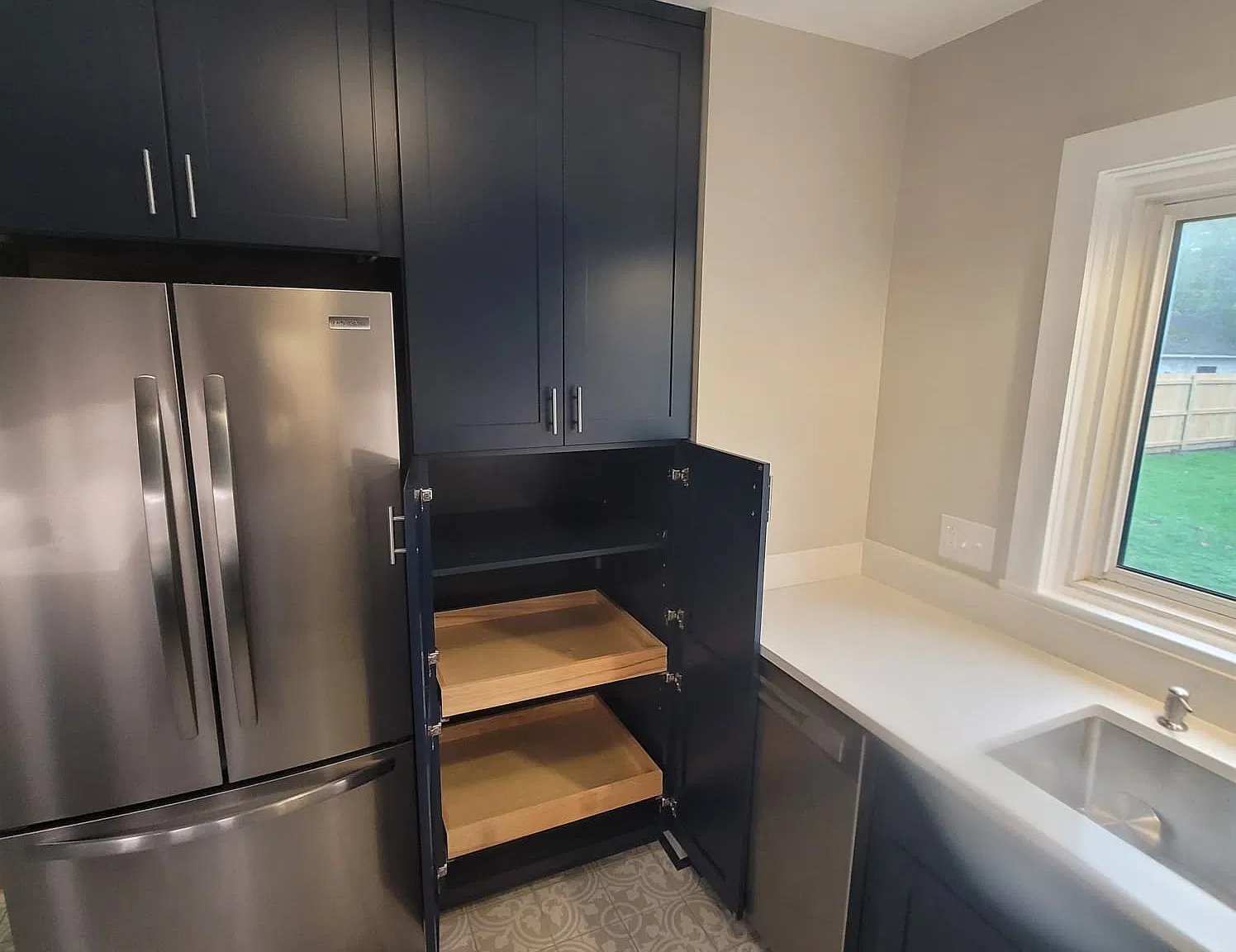3 bed, 1.5 bath, 1594 sqft, $2,500 — Photo 4
