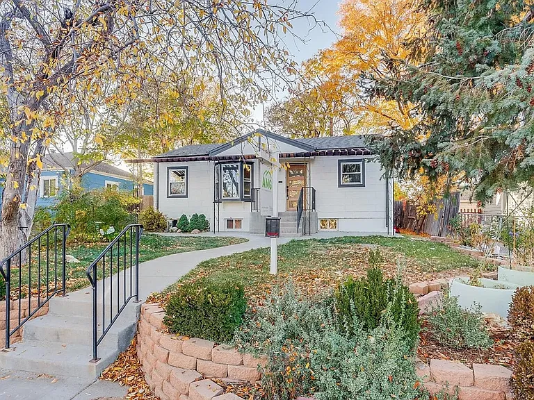 1239 Valentia St — Photo 20