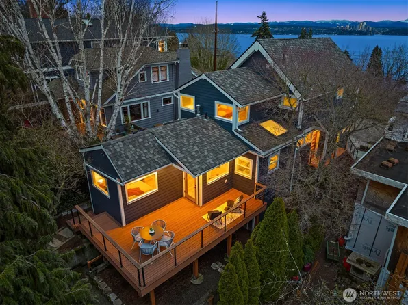 811 30th Avenue S, Seattle, WA 98144