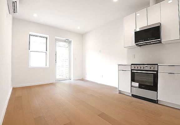 5th image of 236 N 5th St #1