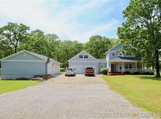 41 S Oak Meadows Dr, Camdenton, MO 65020