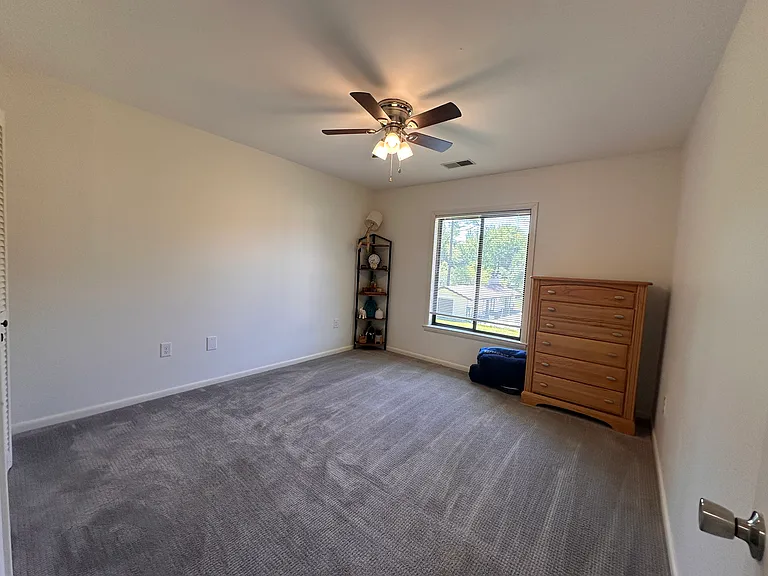 71 Shepard Sq #308 — Photo 11
