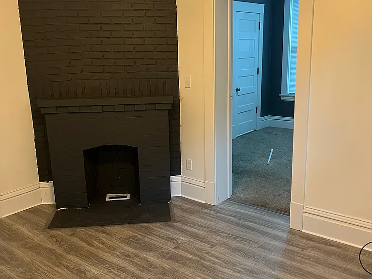415 W Franklin Ave #1 — Photo 6