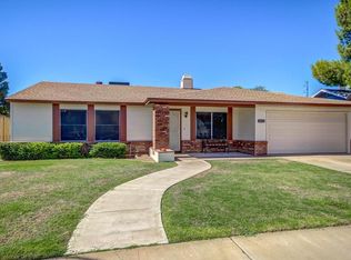 6631 W Sunnyside Dr, Glendale, AZ 85304