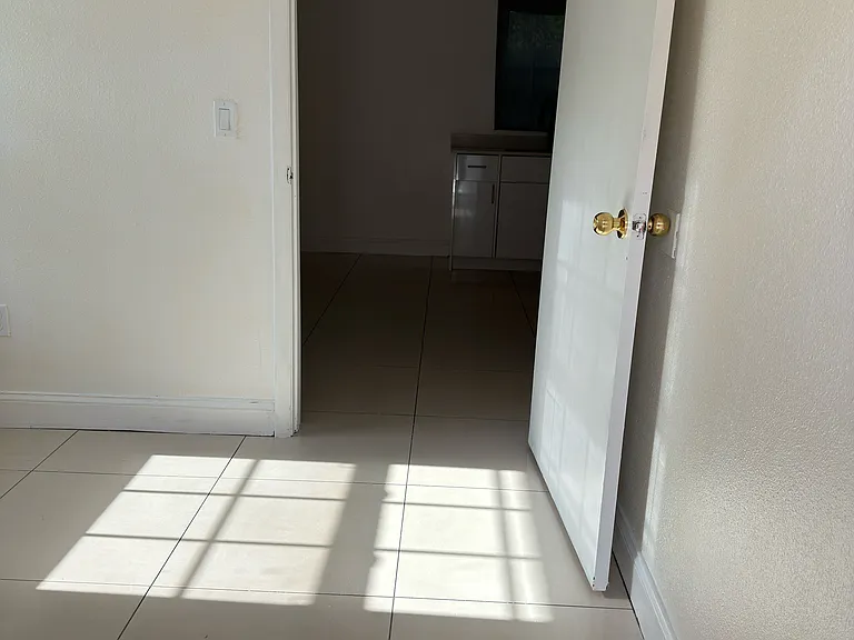 5213 Bach Ave — Photo 4