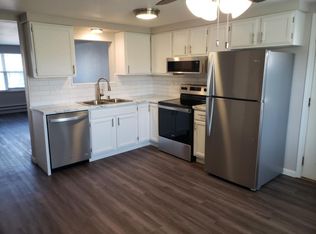 1149 W South Park Ave #B, Oshkosh, WI 54902