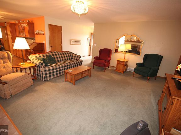 4th image of 1501 Sunnyslope Dr