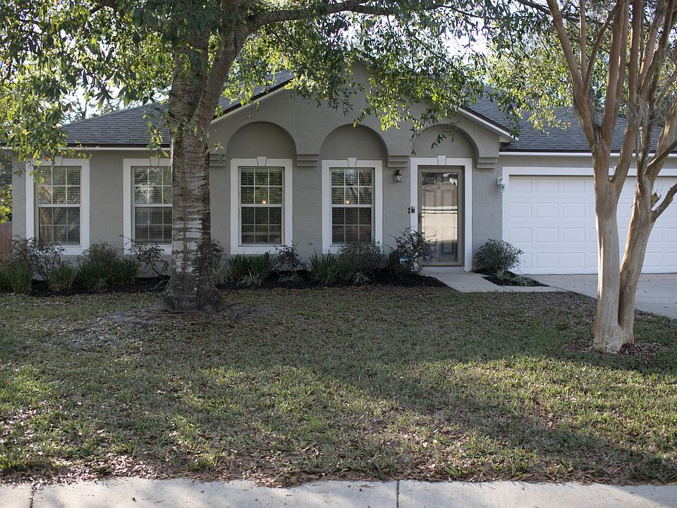 1st image of 12208 Glenn Hollow Dr