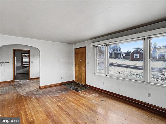 5th image of 12855 Old Forge Rd