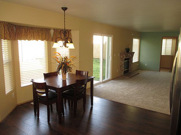 4th image of 7215 200th Street Ct E