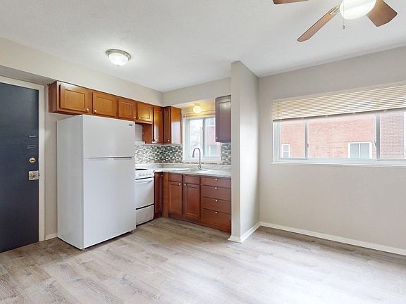 2nd image of 18923 Hilliard Blvd APT 4
