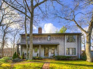 107 Green Pond Rd, East Falmouth, MA 02536