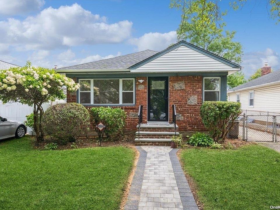 1st image of 81-11 264th Street