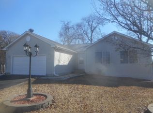 407 Shawnee Ln, Harvard, IL 60033