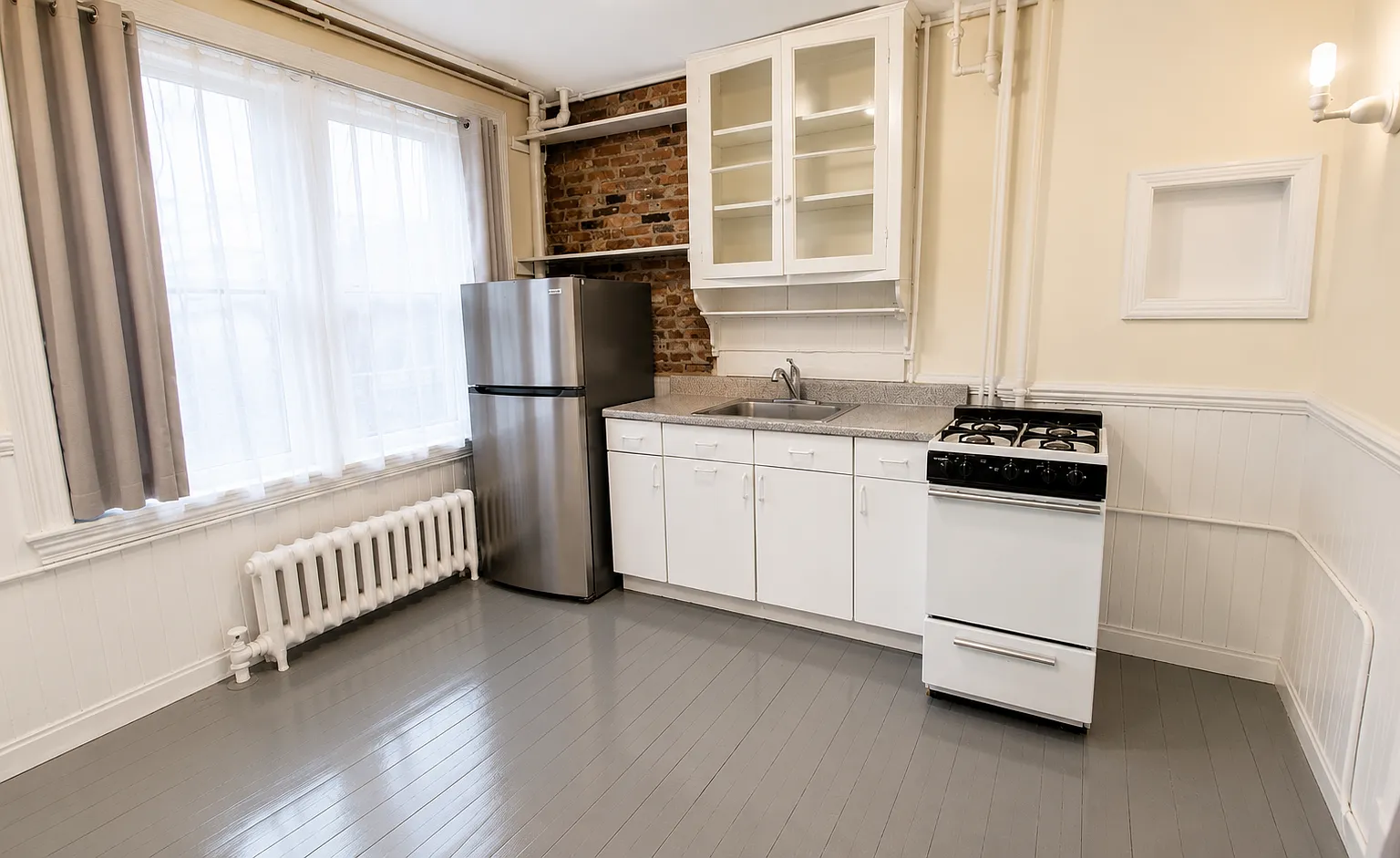 Studio, 550 sqft, $1,850 — Photo 2