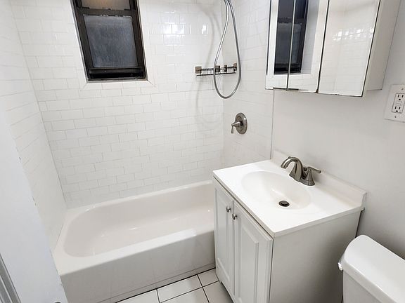 3rd image of 75-05 113th St #3L