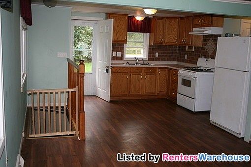 2nd image of 27545 Bayshore Dr NW