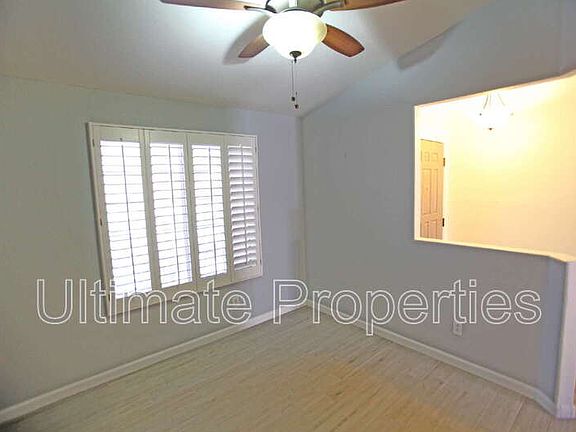 5th image of 20622 N 102nd Ln