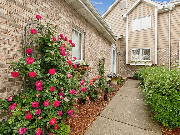 2nd image of 19331 Cormoy Ln