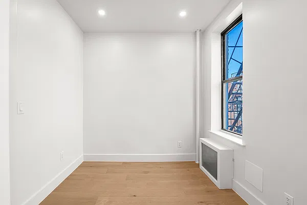Bedroom, photo 4