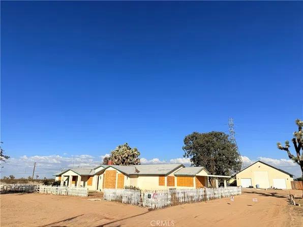 18425 Panther Ave, Adelanto, CA 92301