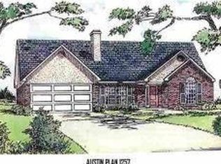 131 Cherry Grove Dr, Richlands, NC 28574