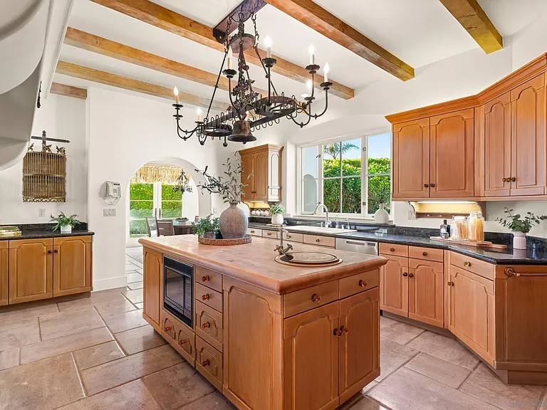 6692 La Jolla Scenic Dr S — Photo 15