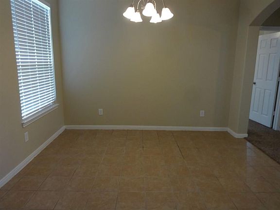 4th image of 19511 Aventine Plantation Dr