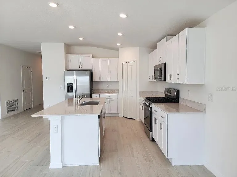 2199 Lanier Rd — Photo 2