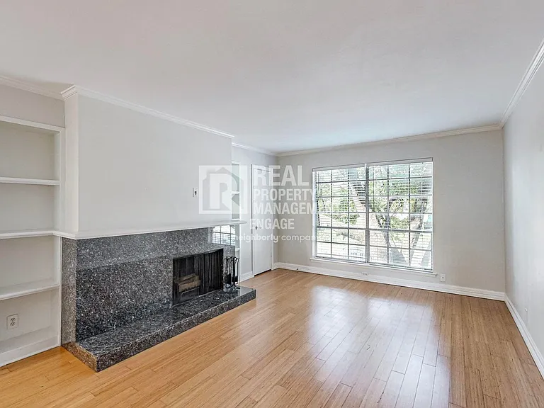 5220 Fleetwood Oaks Ave #210 — Photo 8