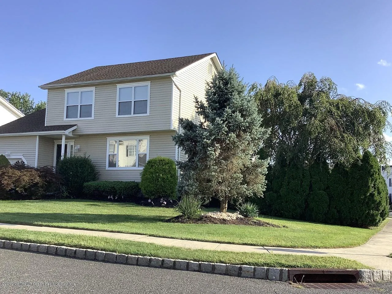 16 Abraham Dr photo 1