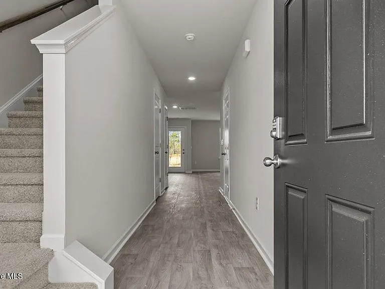2305 Gracie Ln — Photo 12