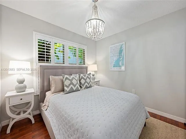 3274 Gifford Ln — Photo 16