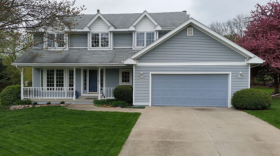 1st image of 3025 Boulder Dr