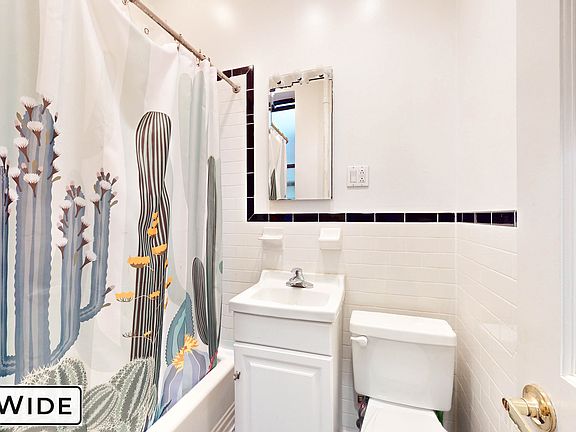 4th image of 66 W 106th St APT 4A