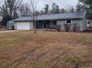 575 E Wackerly Rd, Sanford, MI 48657