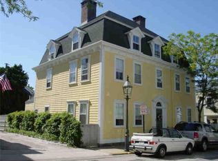 35 Pelham St APT 1G, Newport, RI 02840