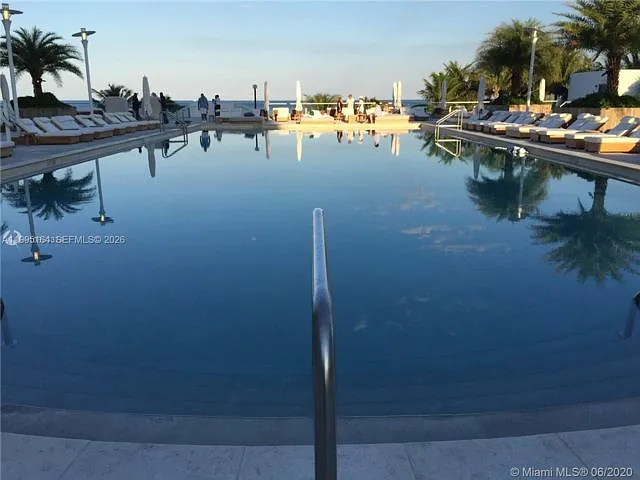 2301 Collins Ave #1507 — Photo 8