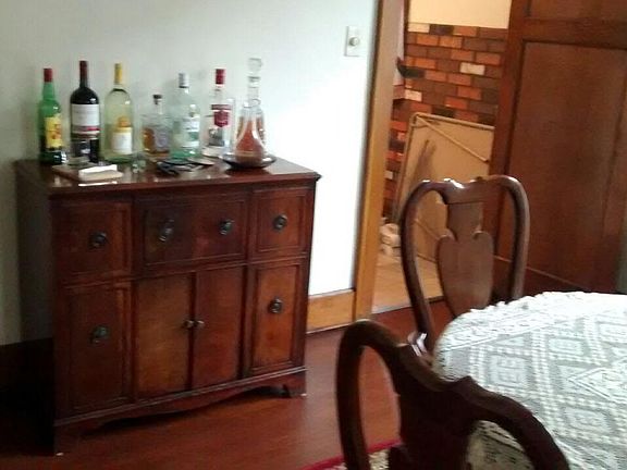 Dinning room  to kitchen 