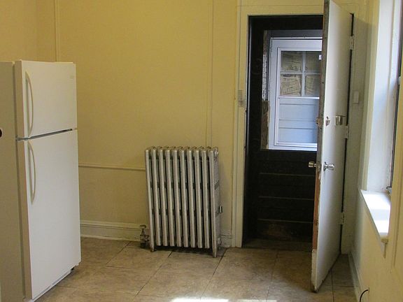 4th image of 5244 S Drexel Ave APT 3W