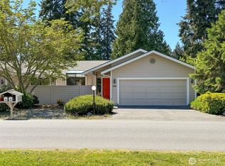 105 Fairway Dr, Sequim, WA