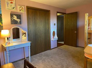 N6170 Colleneen Ct, Manawa, WI 54949